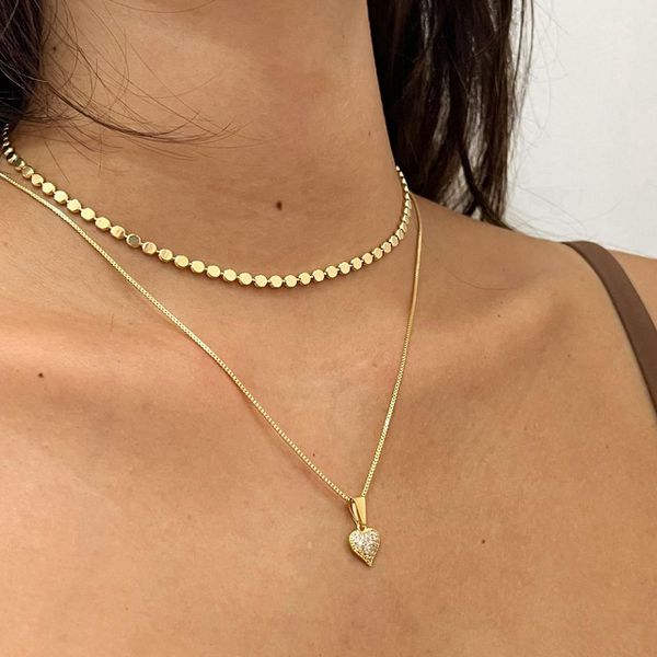 Colar com Pingente de Coração Cravejado Folheado em Ouro 18k
