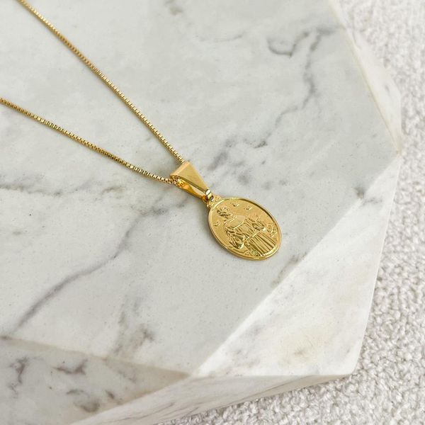 Colar Medalha São Francisco de Assis Folheado em Ouro 18k