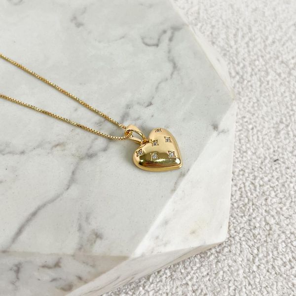 Colar Coração Brilho Folheado em Ouro 18k