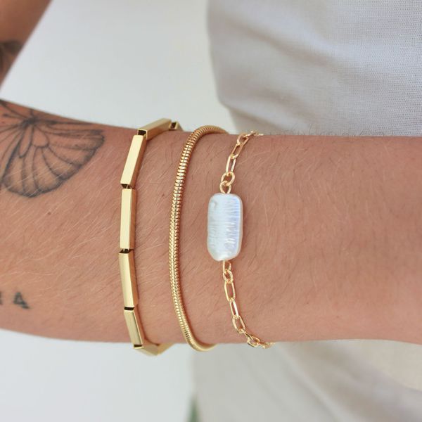 Pulseira Elos com Pérola Barroca Folheado em Ouro 18k