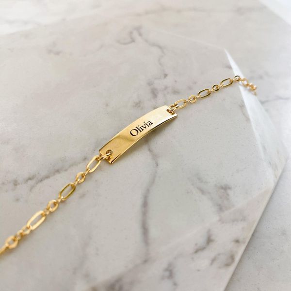 Pulseira Plaquinha Personalizada Infantil Folheado em Ouro 18k