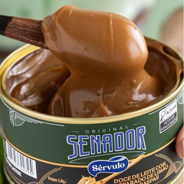 DOCE DE LEITE SENADOR LATA 400 GRAMAS COM RASPAS DE LIMÃO