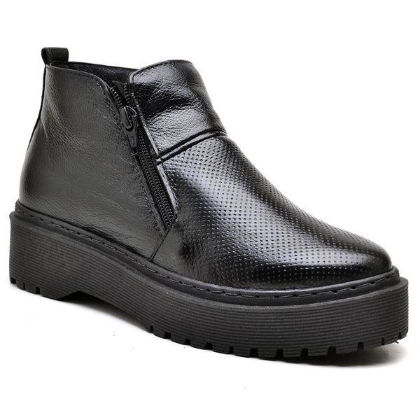 Botinha QeA Couro Cano Baixo Cor Preto