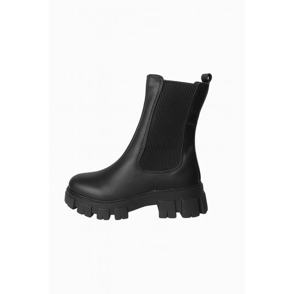 Bota Coturno Feminino Chelsea Napa Macia Tratorado Salto