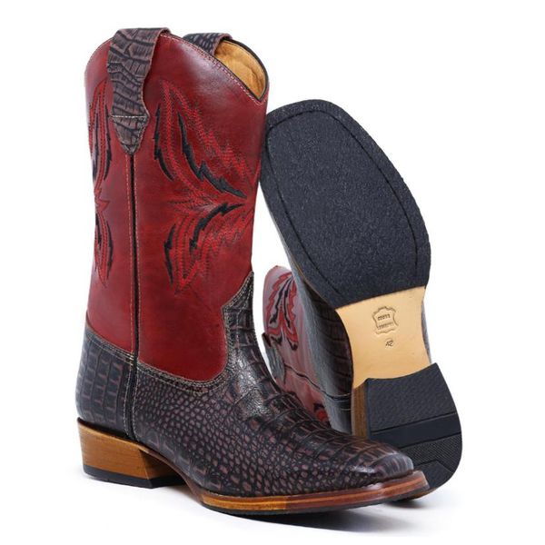 Bota Texana Masculina Bico Quadrado Couro Bovino Jacaré Envelhecido Café e Látego Vinho Com Salto Carrapeta