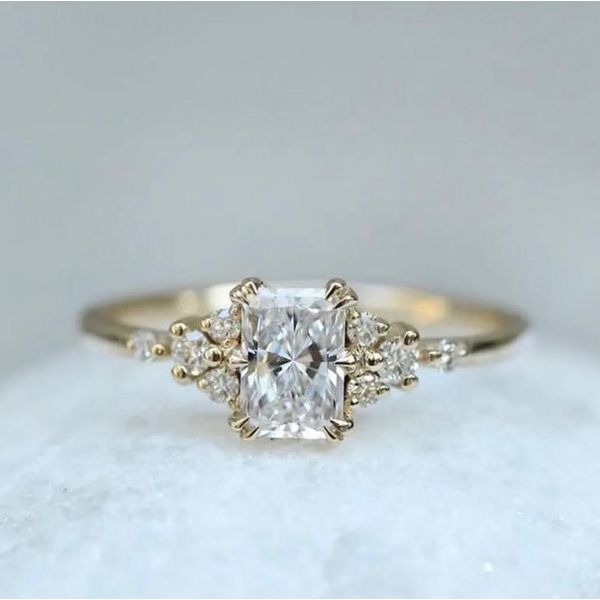 Anel de Noivado Phoenix Zircônias