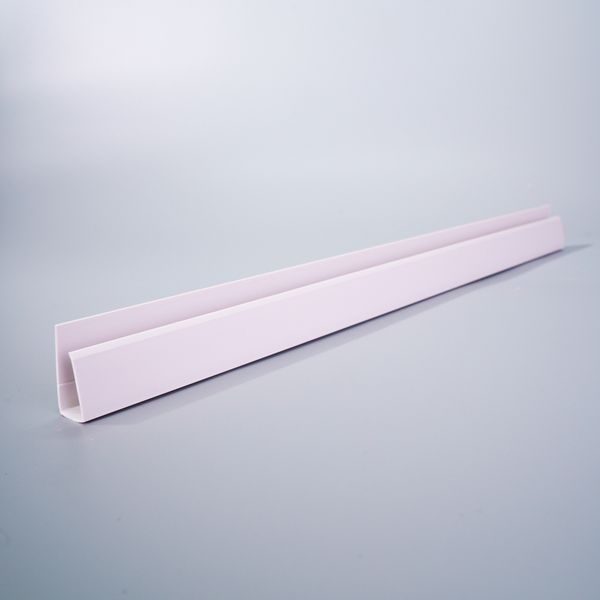 ARREMATE U EM PVC BRANCO NEVE 3,0M - Joiplastic