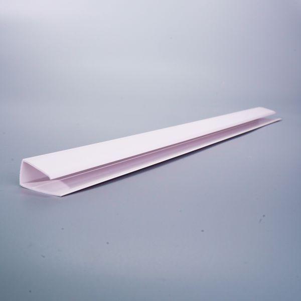 ARREMATE U EM PVC BRANCO NEVE 3,0M