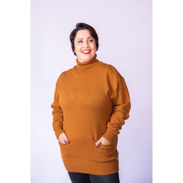 Blusa Gola Alta Com Bolso - Plus size