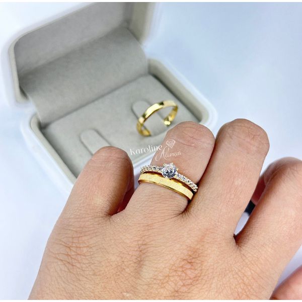 Par de Aliança mini mia , prata banhada a ouro com 3 mm com solitario Elisa gold
