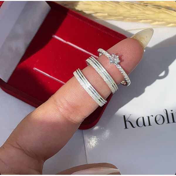 Alianças mini maya com 3 mm fosca diamantada com solitario 