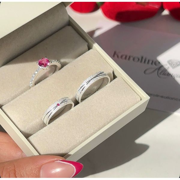 Alianças Antonella prata, namoro 4 mm com solitario love