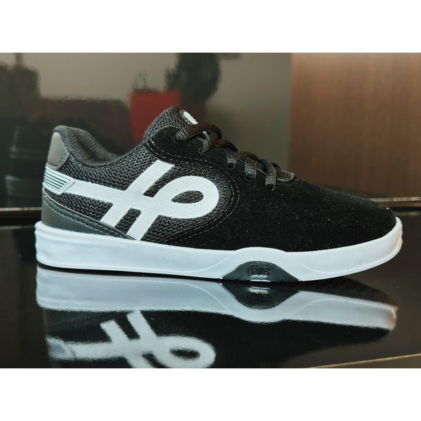 Ous skate shoes deals