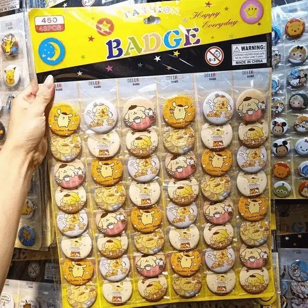 Buttons pompompurin