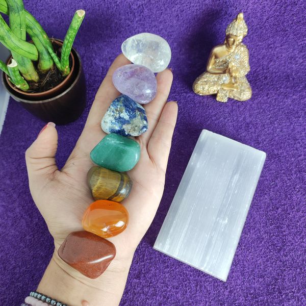 Kit Pedras 7 Chakras e Placa de Selenita – Alinhamento Energético