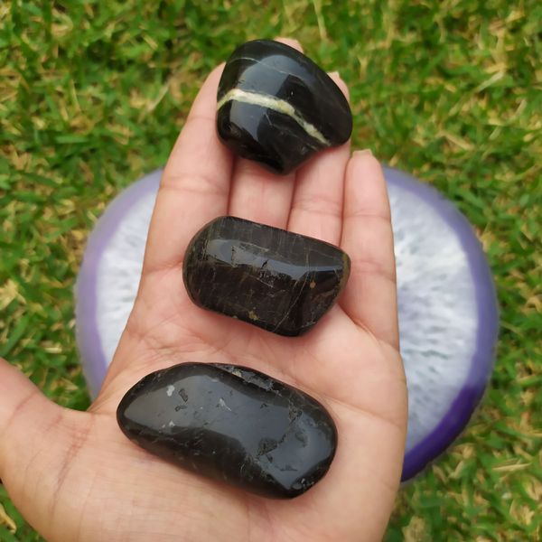 Pedra Rolada Turmalina Negra M - Proteção