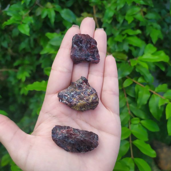 PEDRA BRUTA GRANADA – VITALIDADE E DISPOSIÇÃO