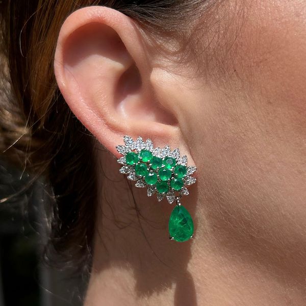 Brinco EarCuff Gota Luxo Verde Esmeralda Prateado