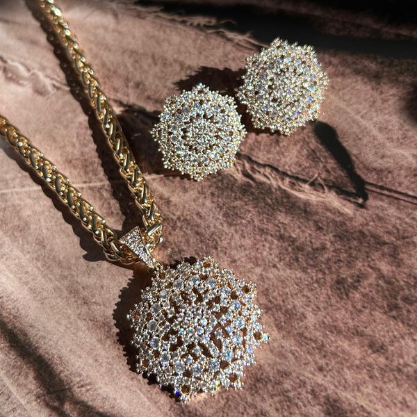 Conjunto Brinco e Colar Luxo Cravação