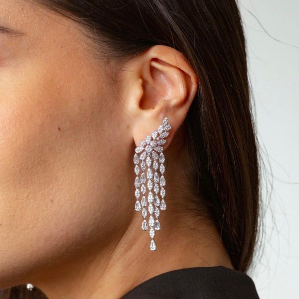 Brinco EarCuff Longo Luxo