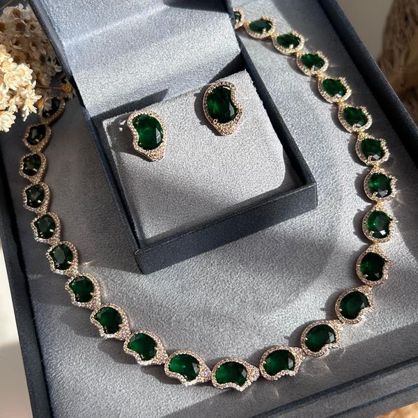 Conjunto Orgânico Verde Esmeralda Dourado