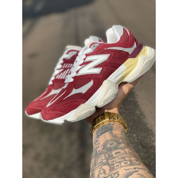 Tênis New Balance 9060 Bordô