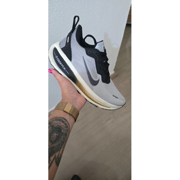 Tenis Nike Zoomx Cinza 