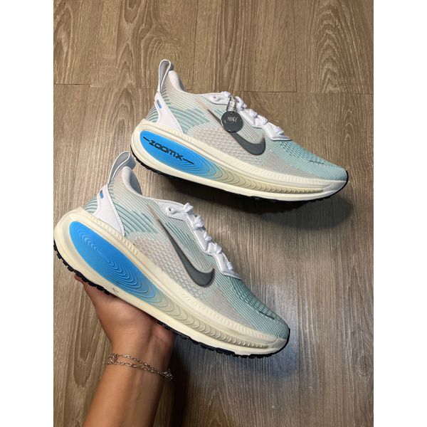 Tênis Feminino NK ZoomX Vomero - Azul 