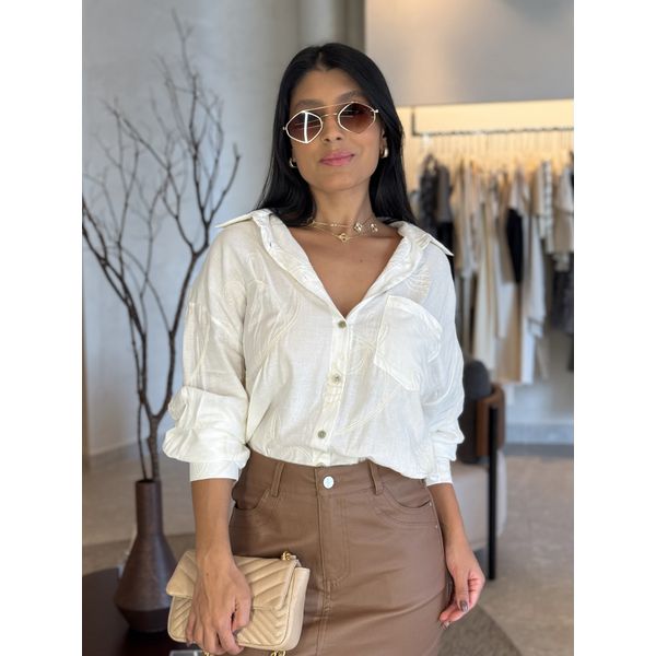 Camisa Viscolinho Bordada Off