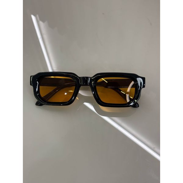 OCULOS 68 PRETO