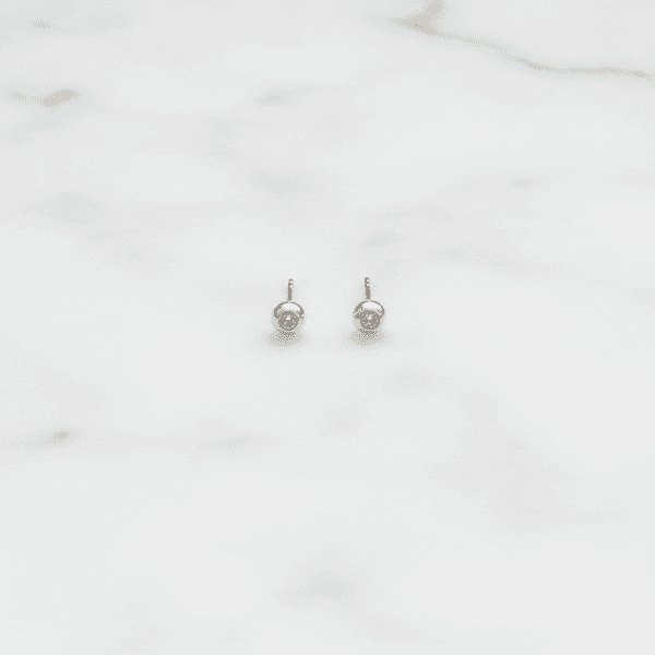 Brinco Ponto de Luz Esférico Banhado em Prata 925