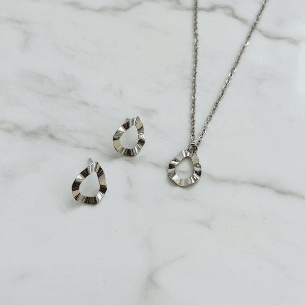 Conjunto Sublime Gota Ondulada Prata em Aço Inox Prata