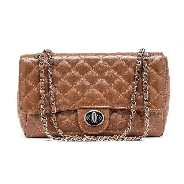 Bolsa Feminina Couro Marrom Metalassê Alça em Corrente Metal Prateado 