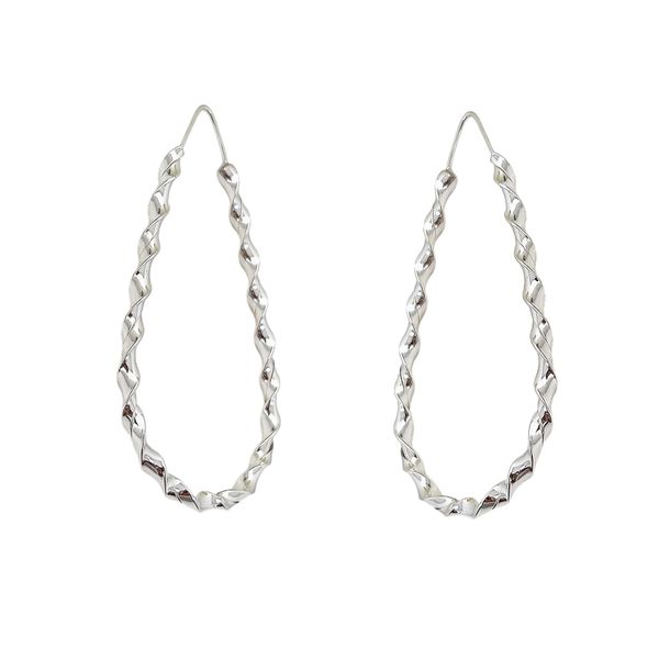 Brinco Argola Gota Torcida 5,5cm Prata