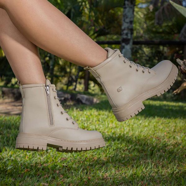 Bota Coturno Feminino Zara Marfim