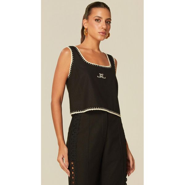 Blusa Cropped com Detalhe em Crochê Preto
