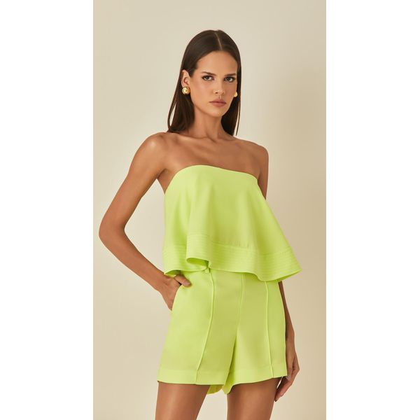 Short com Nervura Frontal