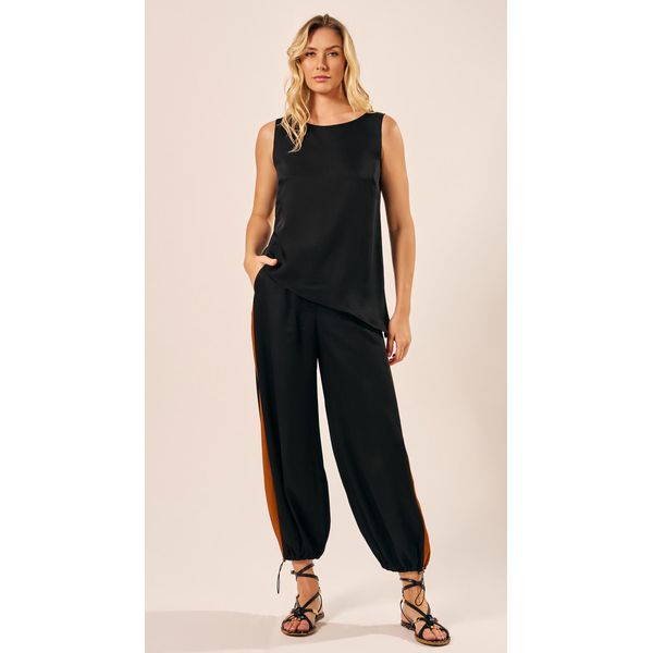 Blusa Assimétrica Preto