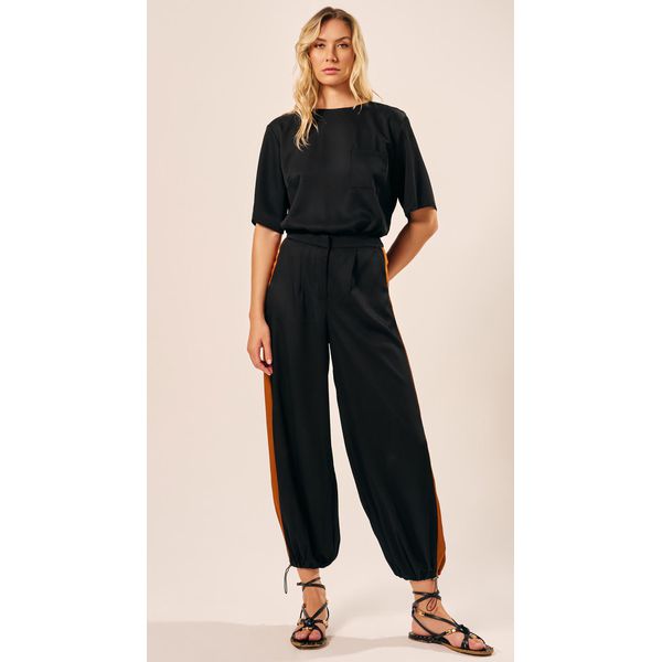 Calça Jogger com Faixa Lateral Preto