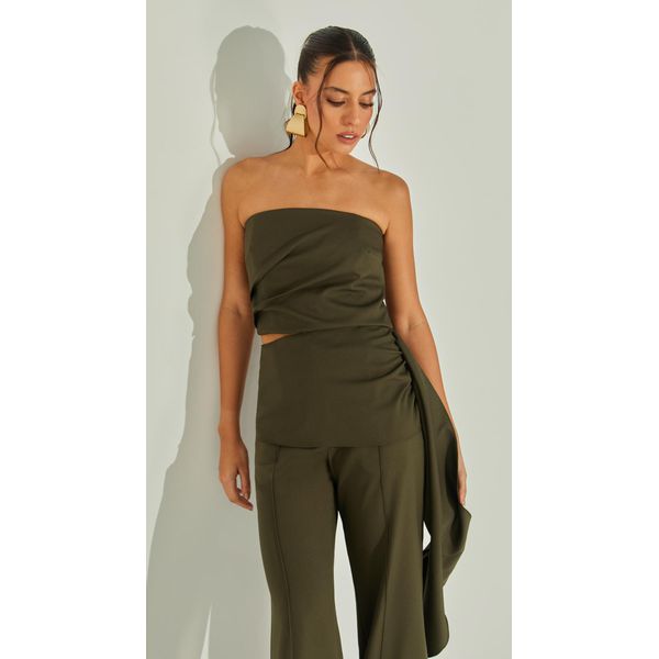 Blusa Vazada Sem Alças