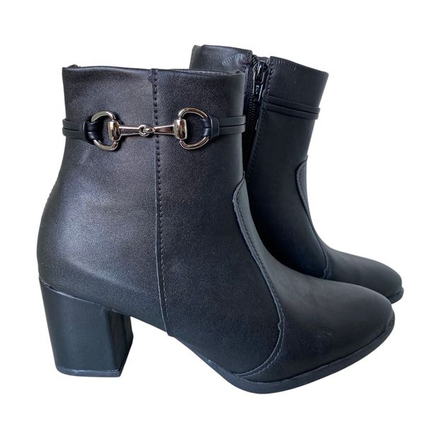 Bota Feminina Sozo Preta Fivela