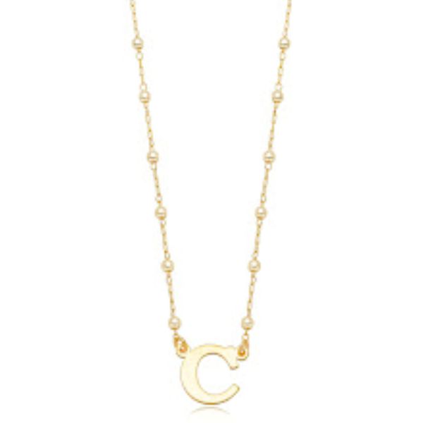 Colar pérolas letra C