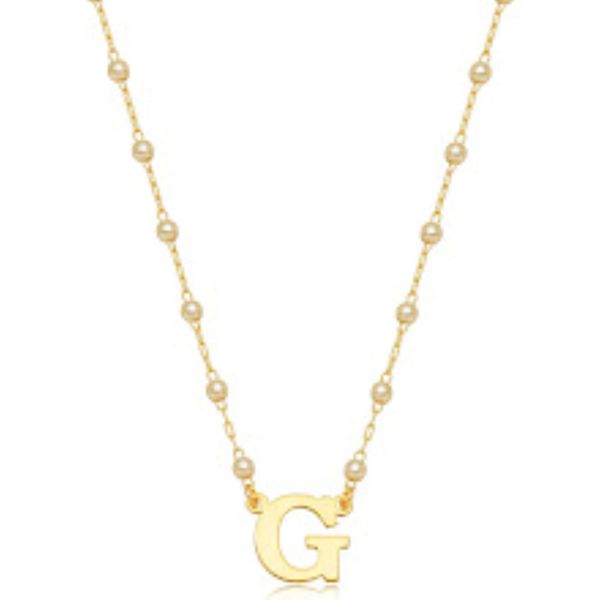Colar pérolas letra G