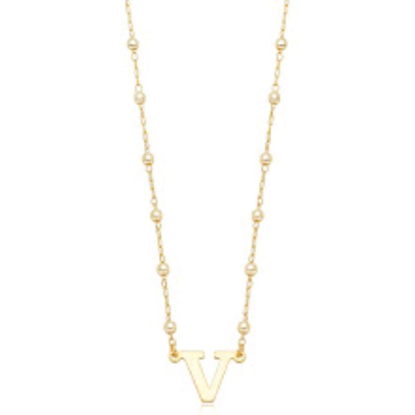 Colar pérolas letra V