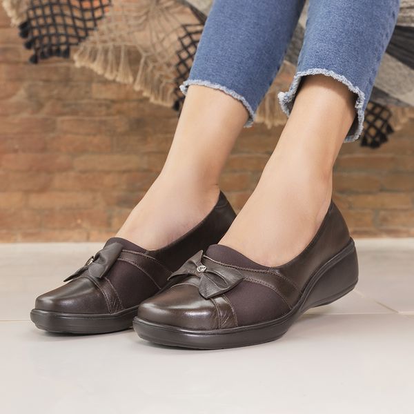 Sapato Feminino Confortável com Neoprene Café solado preto