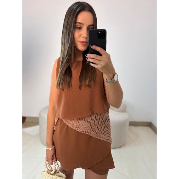 Macaquinho Sara Marrom 