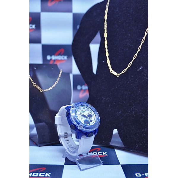 RELÓGIO G SHOCK GA 2000 BRANCO COM AZUL