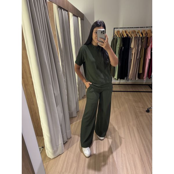 CONJUNTO VERDE MILITAR MALHA CANELADA 