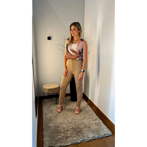 Calça Carrot Cintura Alta Bege 