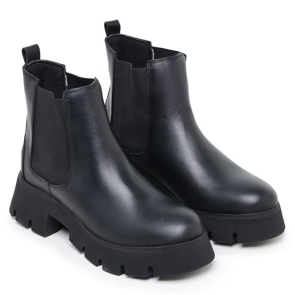 Botina Cano Curto Preto 15030
